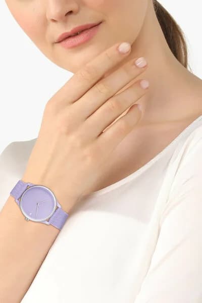 Boîtier Lacoste 2001284 en acier inoxydable argenté, lunette lisse et fond gravé du crocodile emblématique