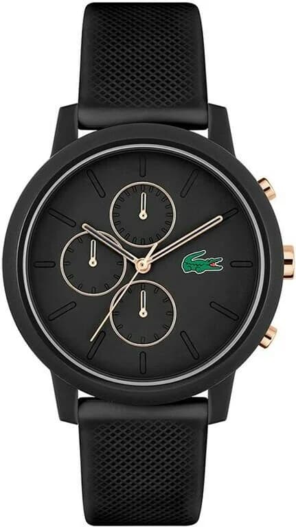 Montre Lacoste 2011247 avec cadran noir soleil, index blancs et aiguilles luminescentes, style sport chic