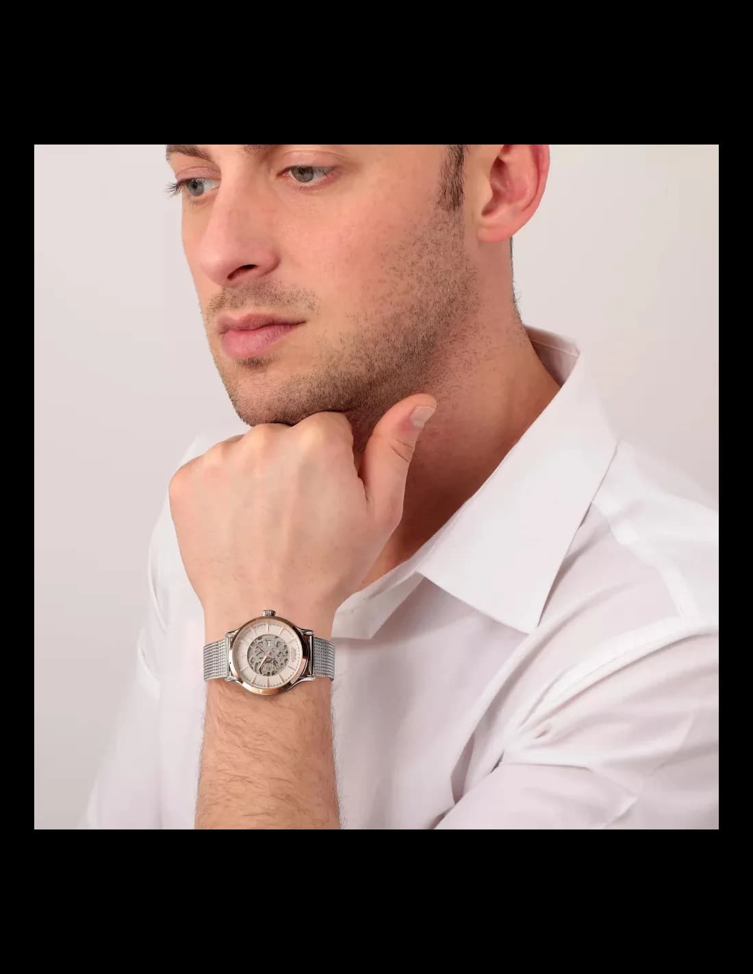 Montre Maserati Epoca R8823118001 cadran squelette automatique en maille milanaise vue 4