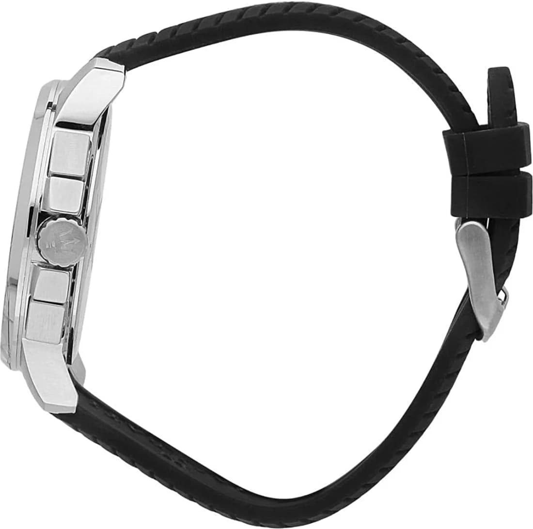 Bracelet Maserati R8871621014 en caoutchouc noir texturé, boucle ardillon en acier brossé