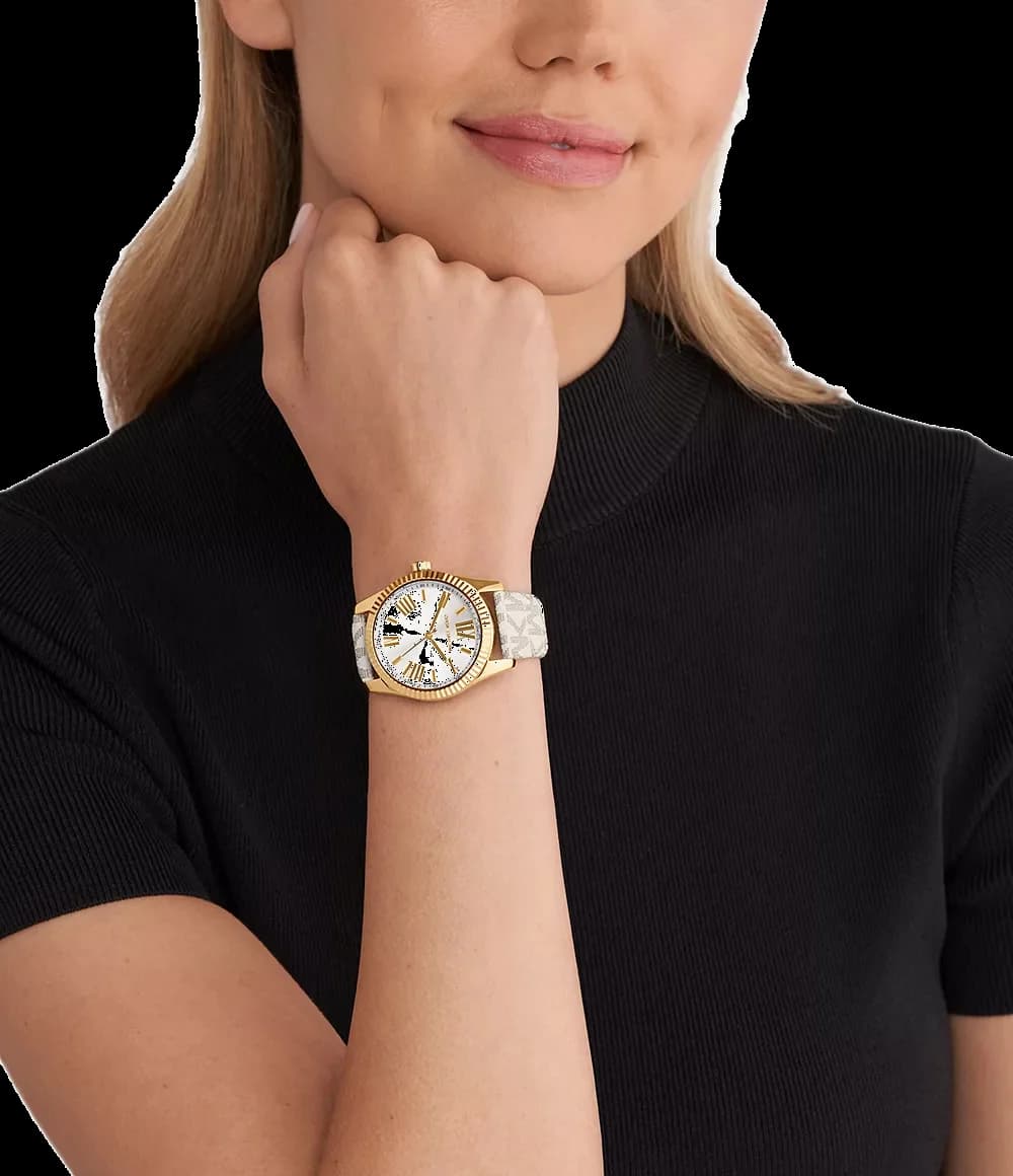 Bracelet Michael Kors MK4746 en cuir blanc avec surpiqûres ton sur ton et boucle ardillon dorée signée MK