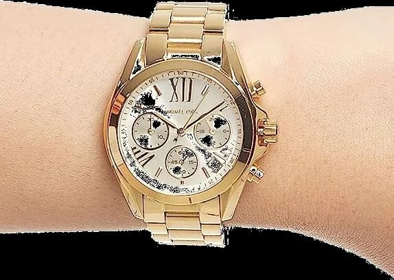 Bracelet Michael Kors MK6267 en acier doré maillons larges, fermoir déployante triple