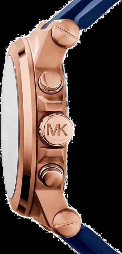 Cadran Michael Kors MK8295 au cadran bleu texturé, aiguilles dorées et date à 3h, design moderne