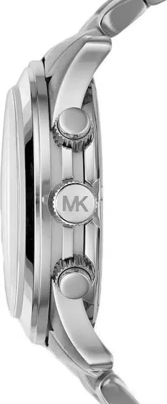 Cadran Michael Kors MK8314 aux index bâtons argentés, aiguilles dauphine, date à 3h, contraste bleu marine