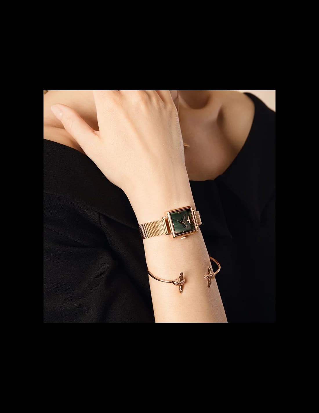 Bracelet Olivia Burton OB16EX220 en acier inoxydable maillé, finition brossée, boucle déployante ajustable et confortable au poignet