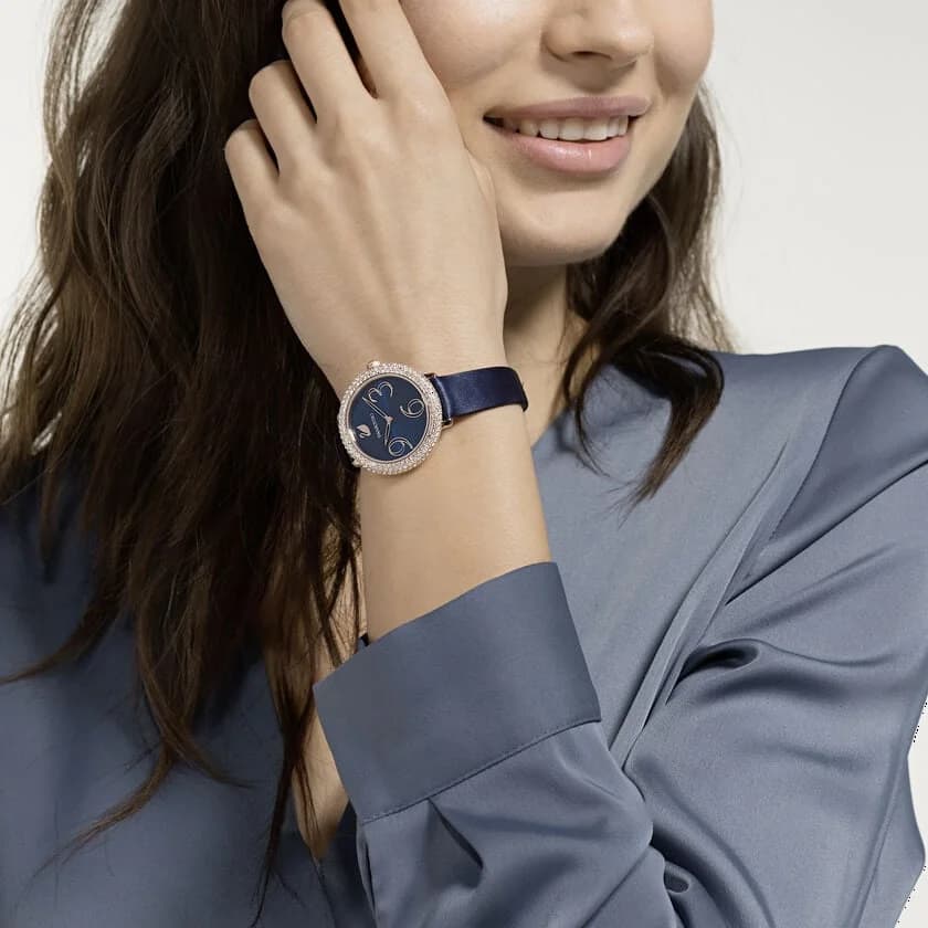 Boîtier Swarovski 5484061 en acier inoxydable argenté, lunette lisse, profil fin et raffiné