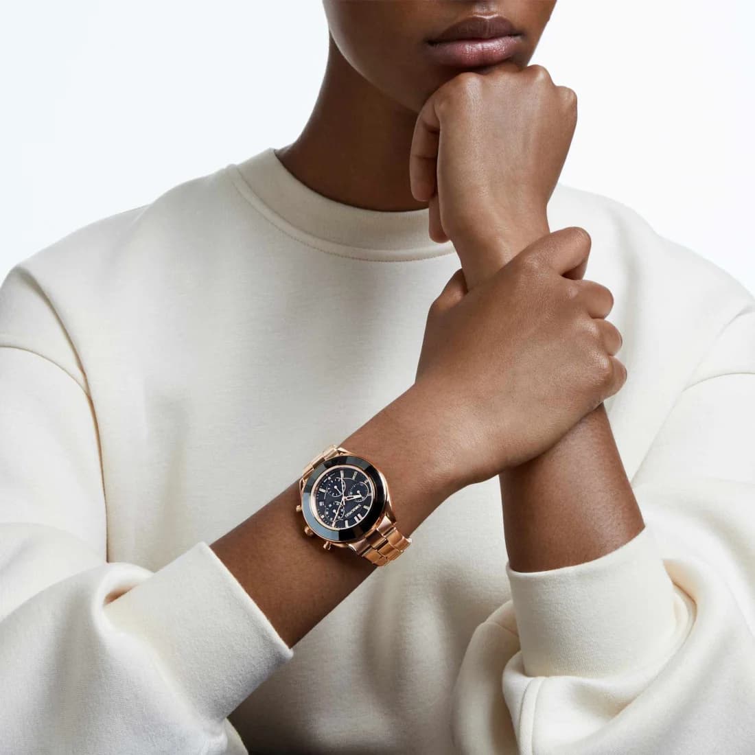 Montre Swarovski Octea Lux Sport 5610478 chronomètre bracelet métal or rose vue 7