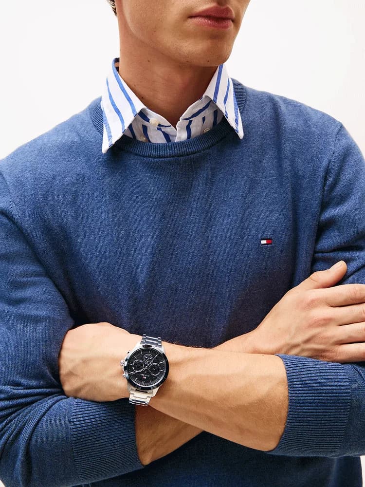 Boîtier Tommy Hilfiger 1710684 rond en acier argenté, lunette lisse, verre minéral, profil fin et raffiné