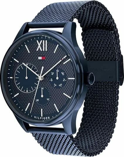 Cadran Tommy Hilfiger 1791421 affiche des index bâtons et aiguilles argentées avec date à 3h