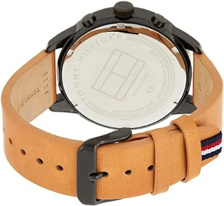 Bracelet Tommy Hilfiger 1791486 en cuir marron grainé, coutures contrastées, boucle ardillon argentée, confort et élégance