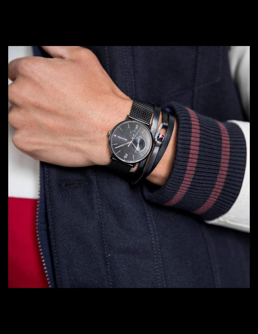 Bracelet Tommy Hilfiger 1791507 en maille milanaise noire avec fermoir déployant et finitions polies