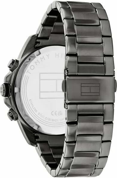 Bracelet Tommy Hilfiger 1792061 en acier gris brossé, maillons solides et fermoir déployant signé